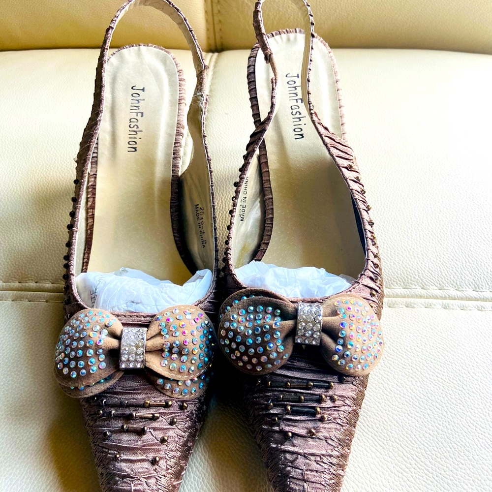 Brand New Fashion Heels, Size 8